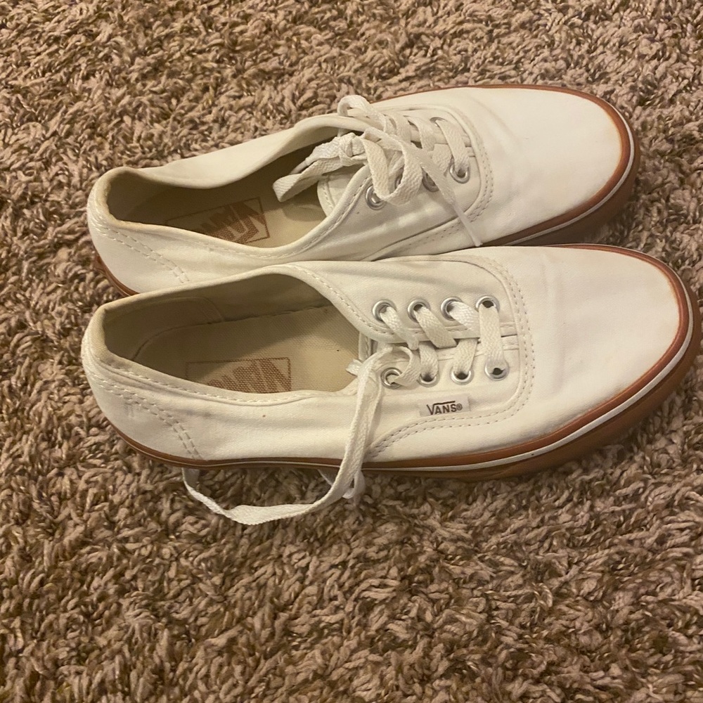 - Vans low women shoes size 7.5